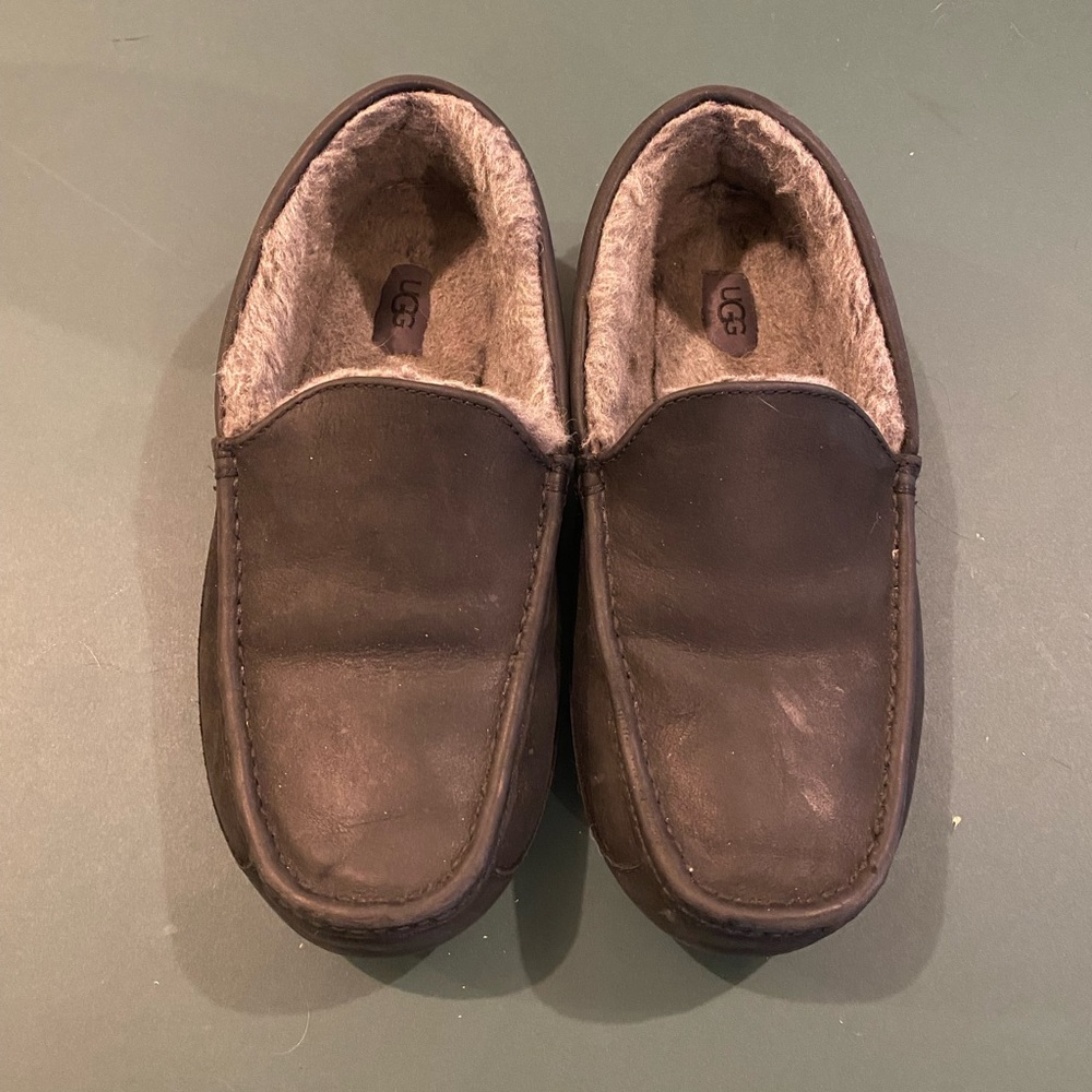 Ugg ASCOT Matte Leather Slippers Men’s US Size 10